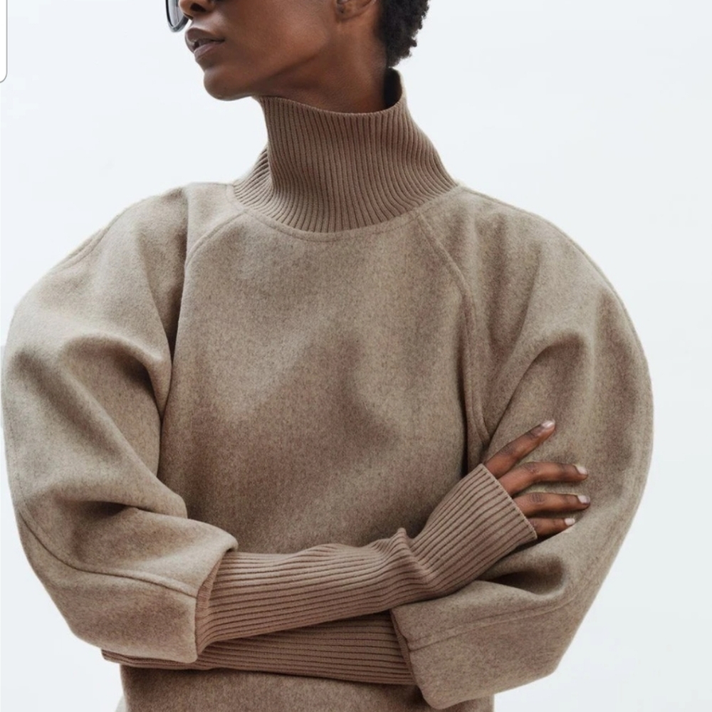 WOMENS BALLOON SLEEVE KNIT TURTLENECK NWT